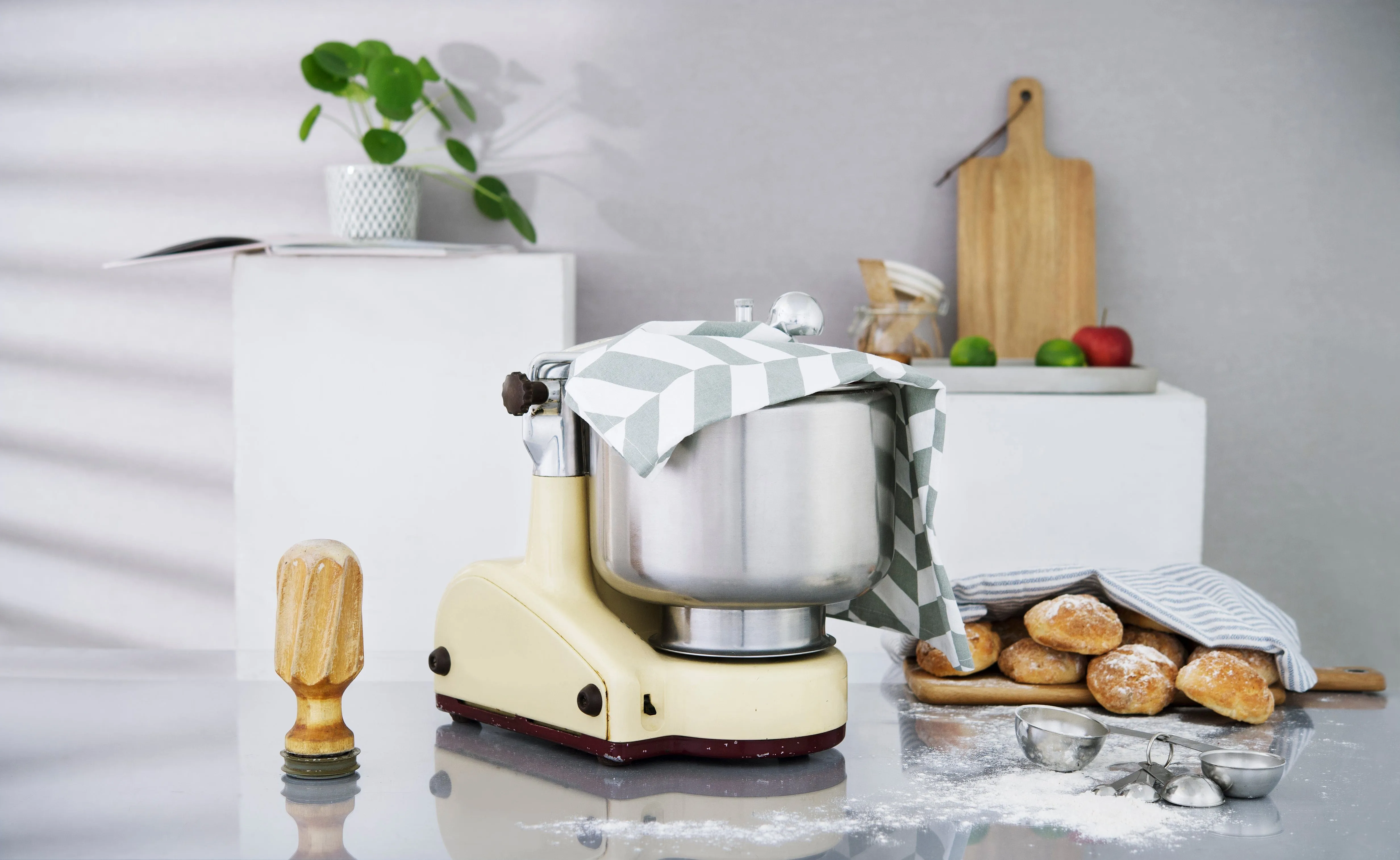 Ankarsrum Premium Stand Mixer. 600 Watt Original Assistent Ranked #1 for Performance. Made in Sweden Since 1940--Various Colors