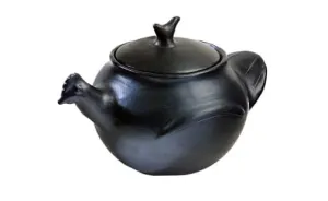 Authentic Chamba Hen Pot - Unique. All-Natural Black Clay Casserole for Slow. Even Cooking Chicken Soups.  Stews. Stocks and More - Stovetop & Oven Safe - Handmade in Colombia