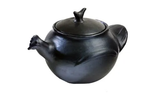 Authentic Chamba Hen Pot - Unique. All-Natural Black Clay Casserole for Slow. Even Cooking Chicken Soups.  Stews. Stocks and More - Stovetop & Oven Safe - Handmade in Colombia