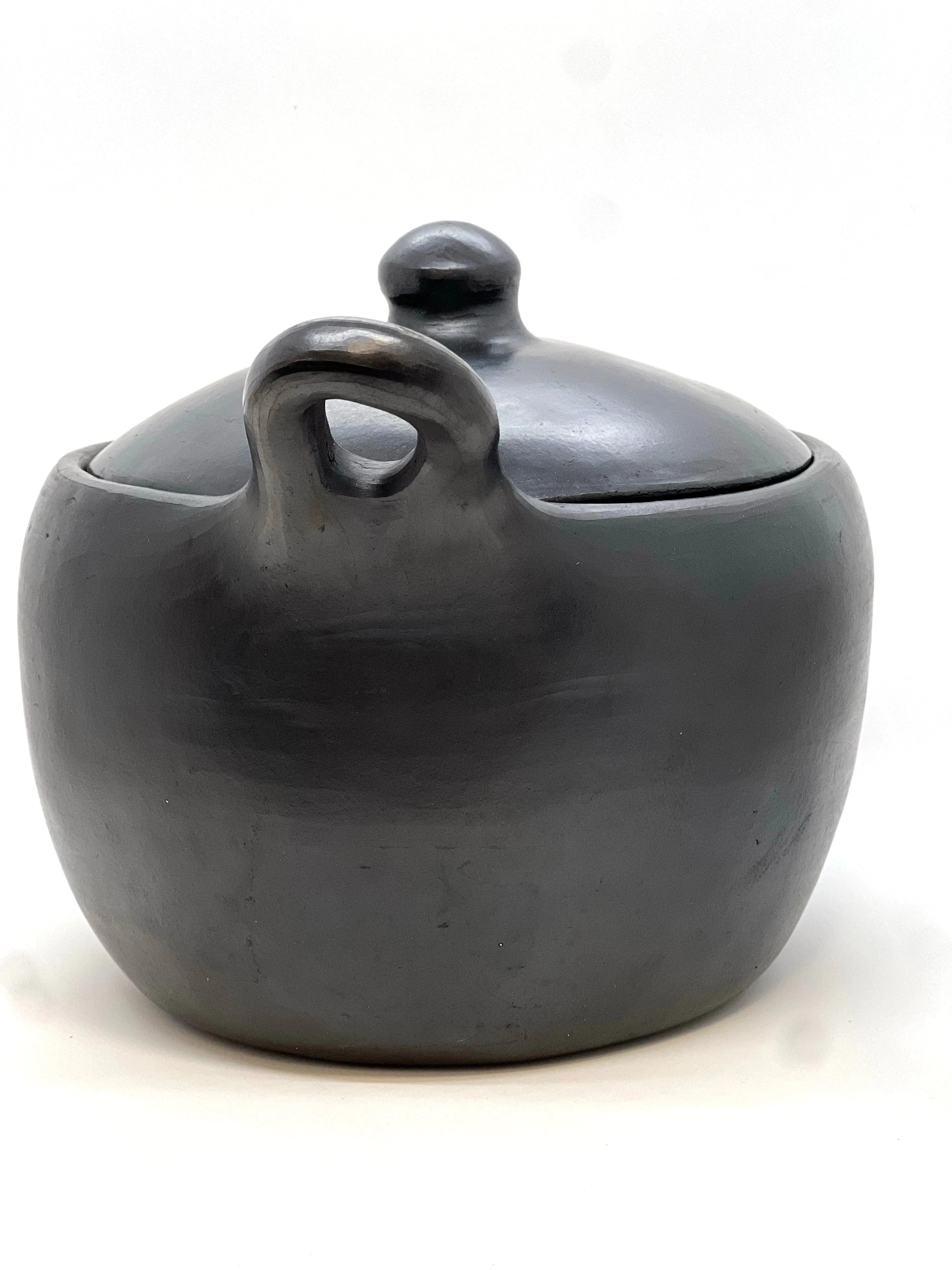 Authentic Chamba Sauce Pan w/ Cover - Elegant. Versatile All-Natural Black Clay Pot w/ Handle for Slow. Even Cooking of Veggies. Rice and More - Stovetop & Oven Safe - Handmade in Colombia