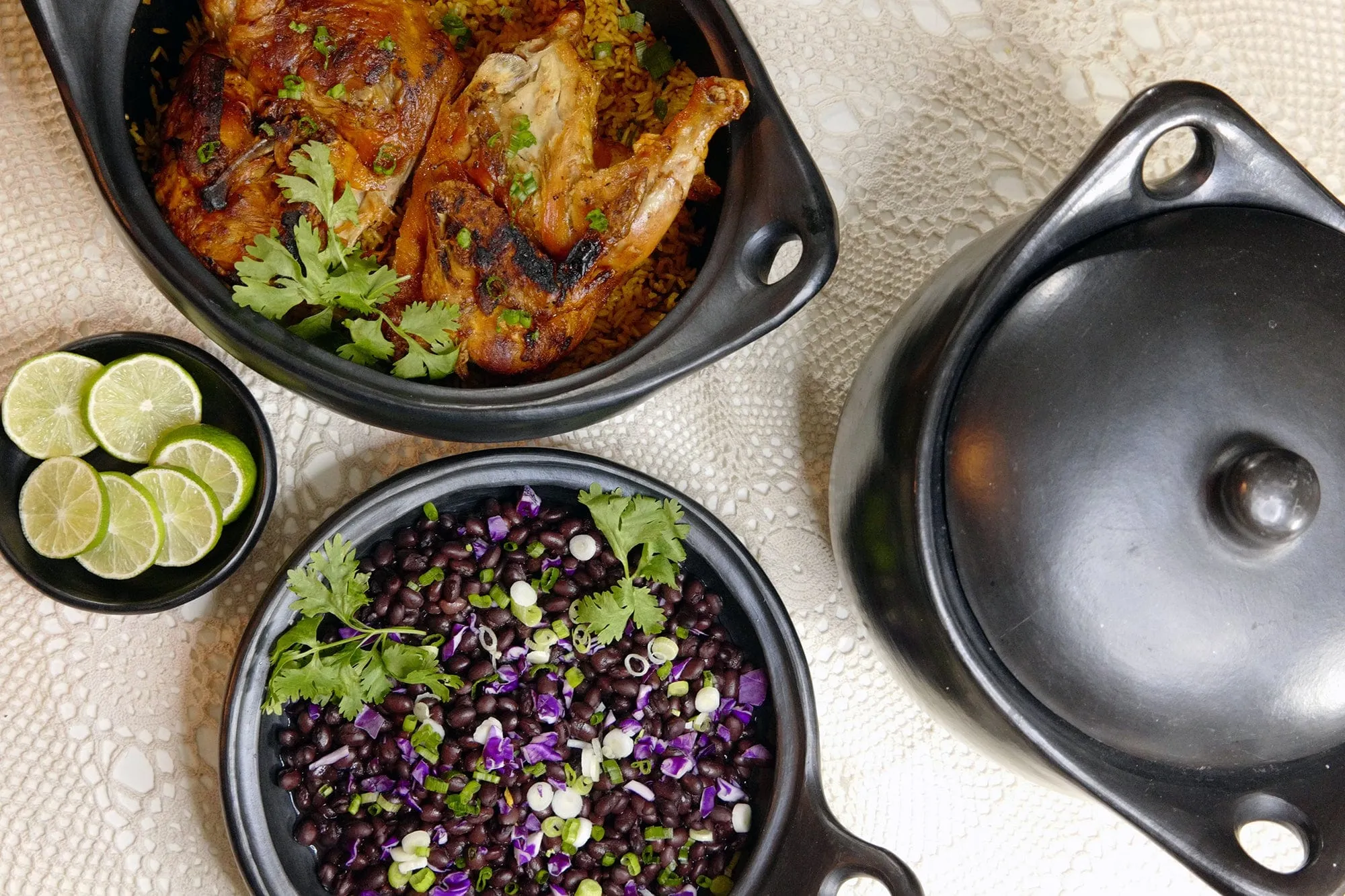 Authentic Chamba Soup & Bean Pot - Elegant. All-Natural Black Clay Pot with Cover for Slow. Even Cooking - Stovetop & Oven Safe - Handmade in Colombia