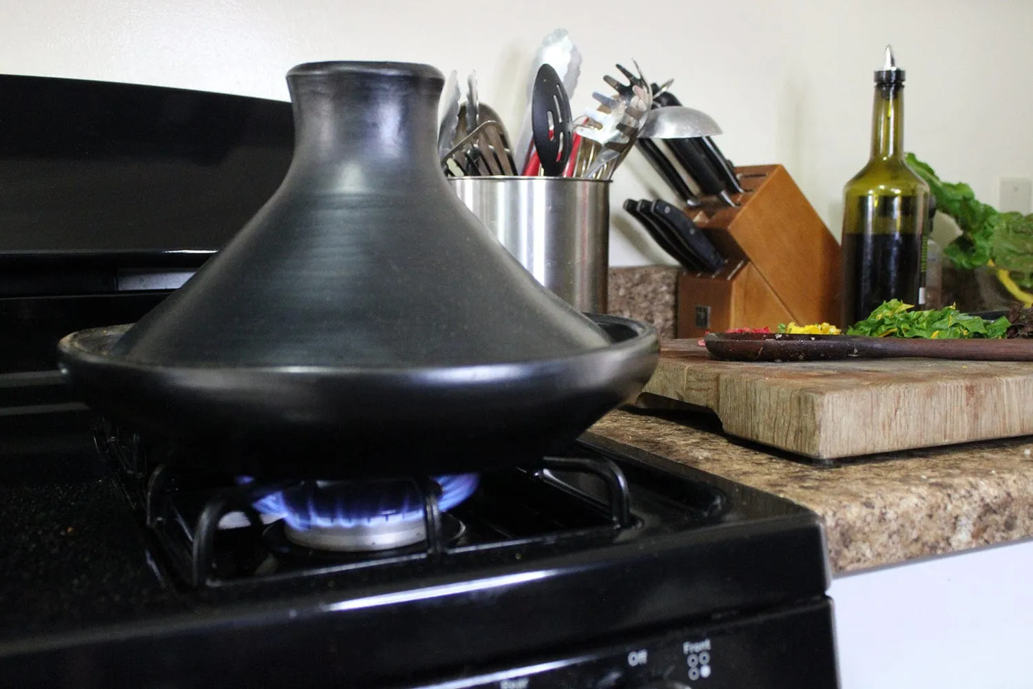 Authentic Chamba Tagine - Elegant. All-Natural Black Clay Pan for Braising. Baking and Serving Stews and More - Distinctive Shape Keeps Food Moist - Stovetop & Oven Safe  Handmade in Colombia