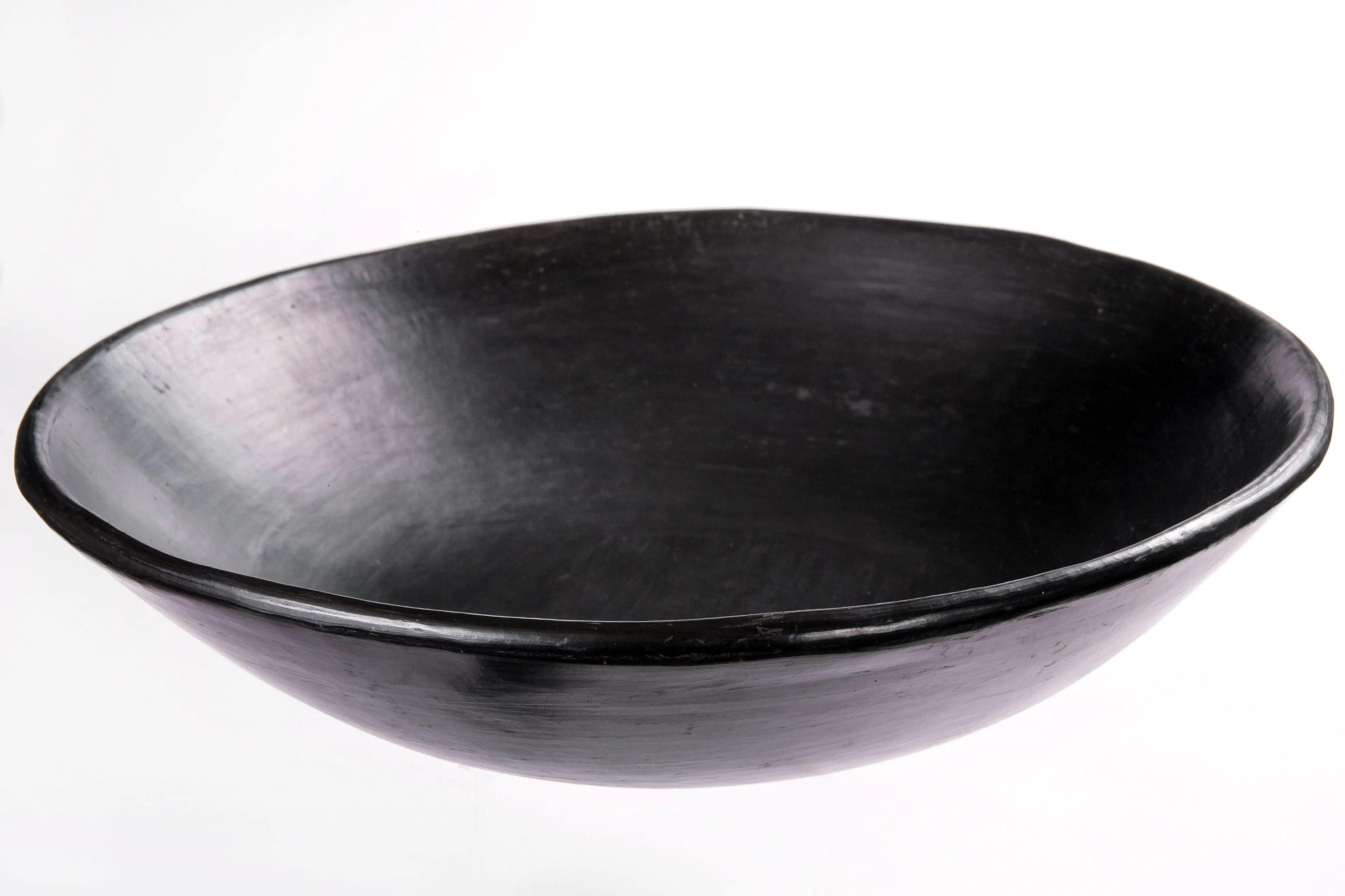 Authentic Chamba X-Large Pasta Bowl - Elegant. All-Natural Black Clay Dish for Serving Pasta. Salads and More or as a Fruitbowl - Handmade in Colombia