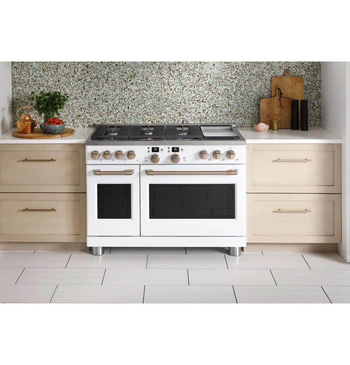 Cafe C2Y486P4TW2 Caf&#8482; 48 Smart Dual-Fuel Commercial-Style Range With 6 Burners And Griddle (Natural Gas)