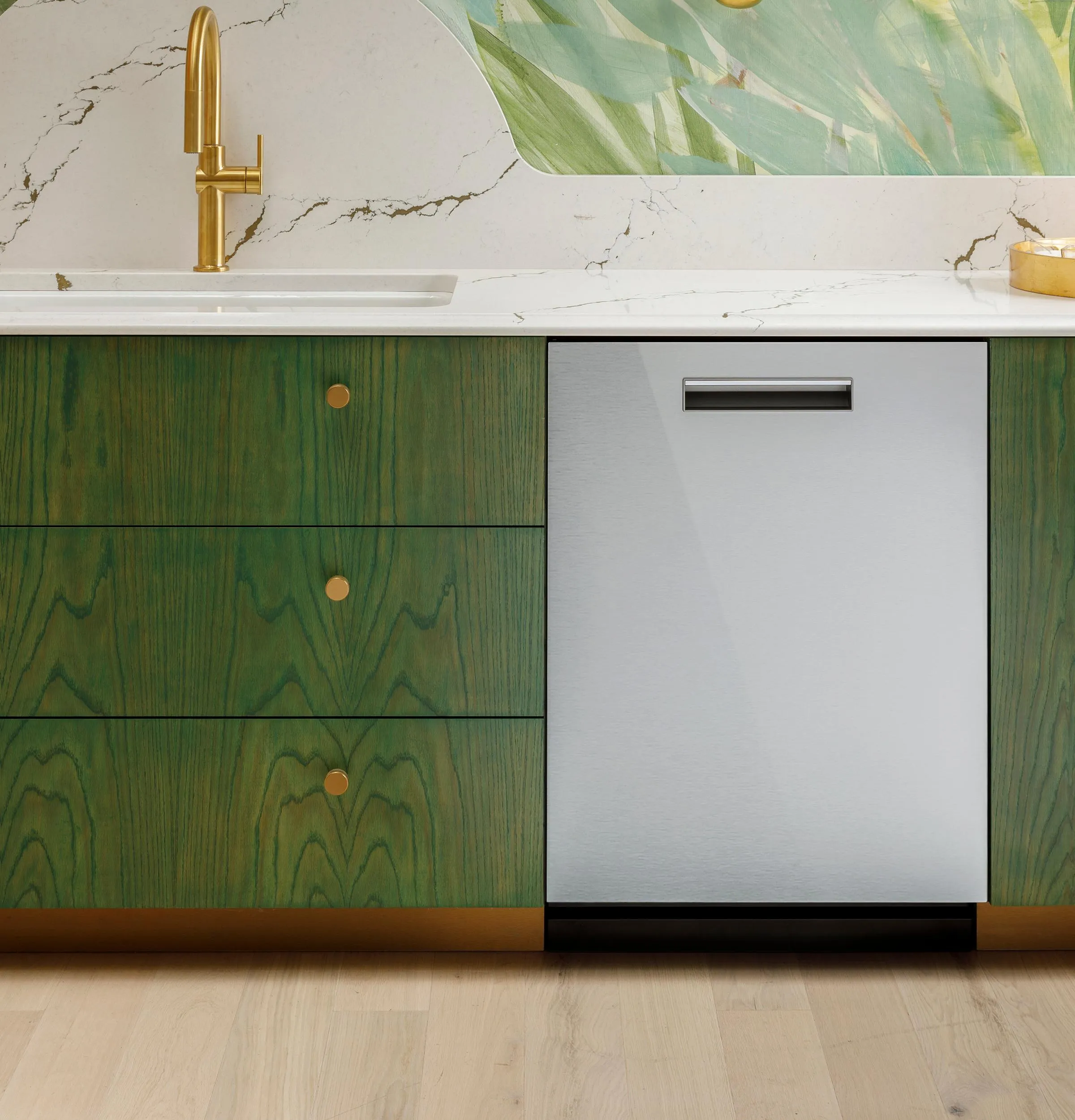 Cafe CDP888M5VS5 Caf&#8482; Customfit Energy Star Stainless Interior Smart Dishwasher With Ultra Wash Top Rack And Dual Convection Ultra Dry. Led Lights. 39 Dba In Platinum Glass
