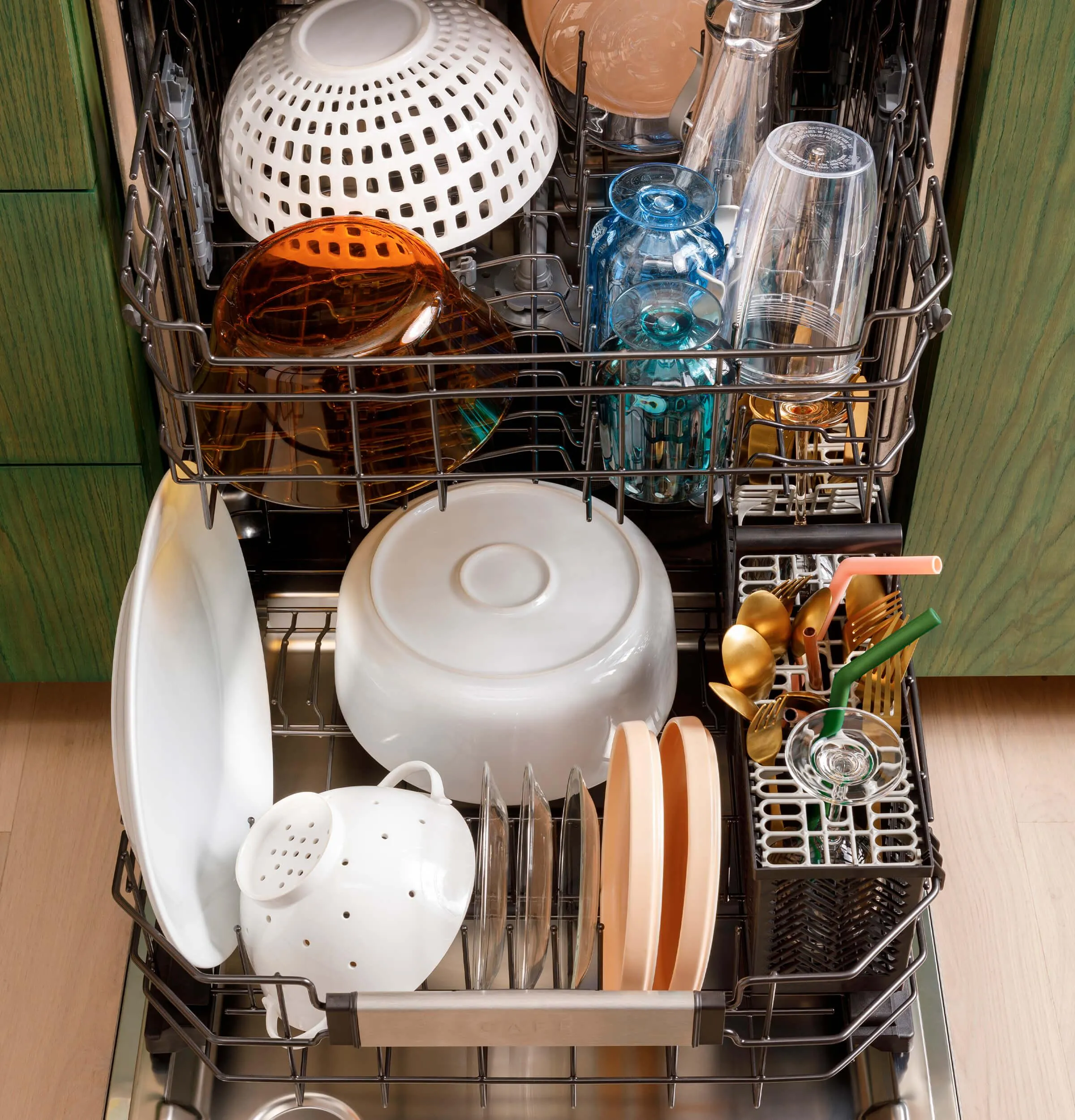 Cafe CDT888P3VD1 Caf&#8482; Customfit Energy Star Stainless Interior Smart Dishwasher With Ultra Wash Top Rack And Dual Convection Ultra Dry. Led Lights. 39 Dba