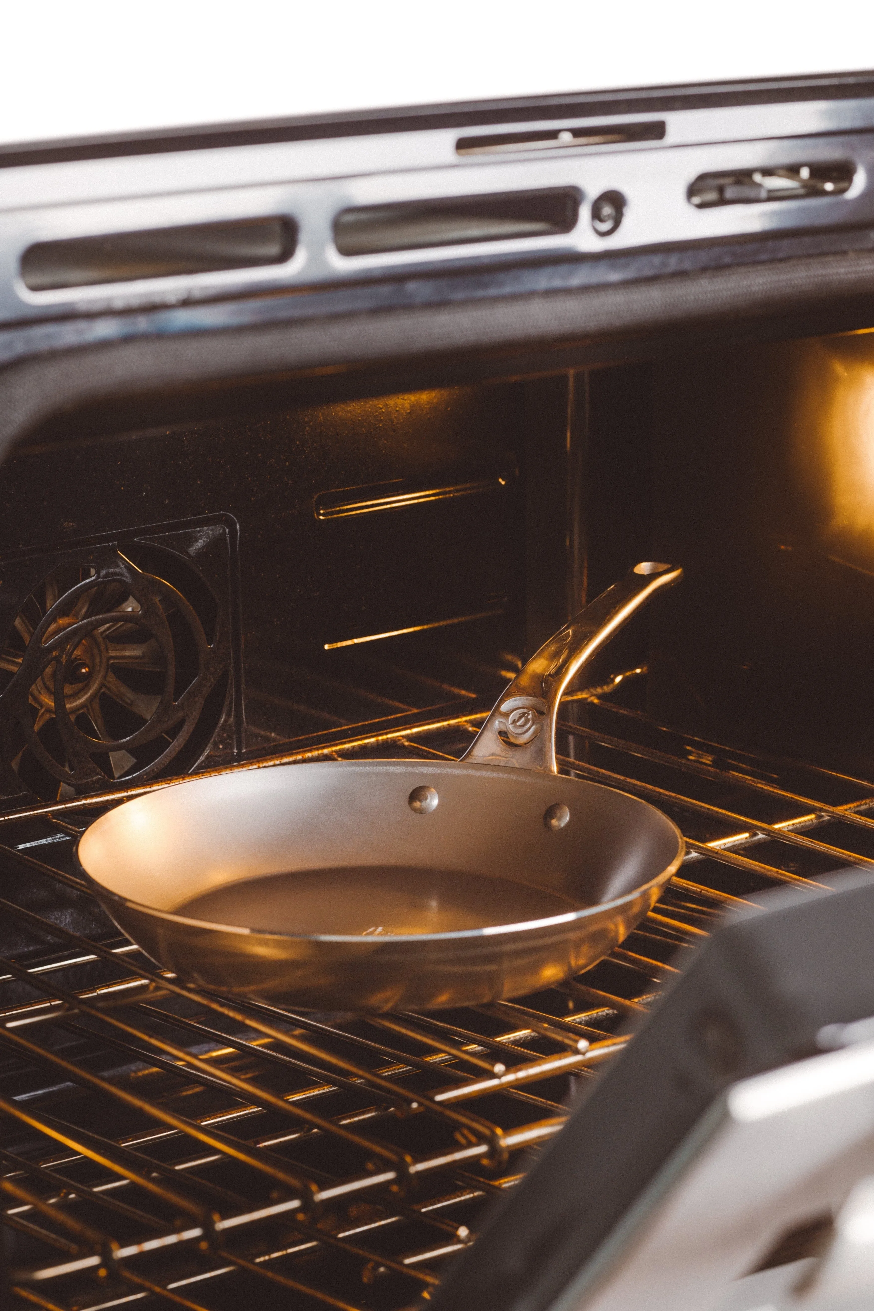 de Buyer Mineral B Pro Carbon Steel Frypan with Oven Safe Handle - 8. 9.5. 11