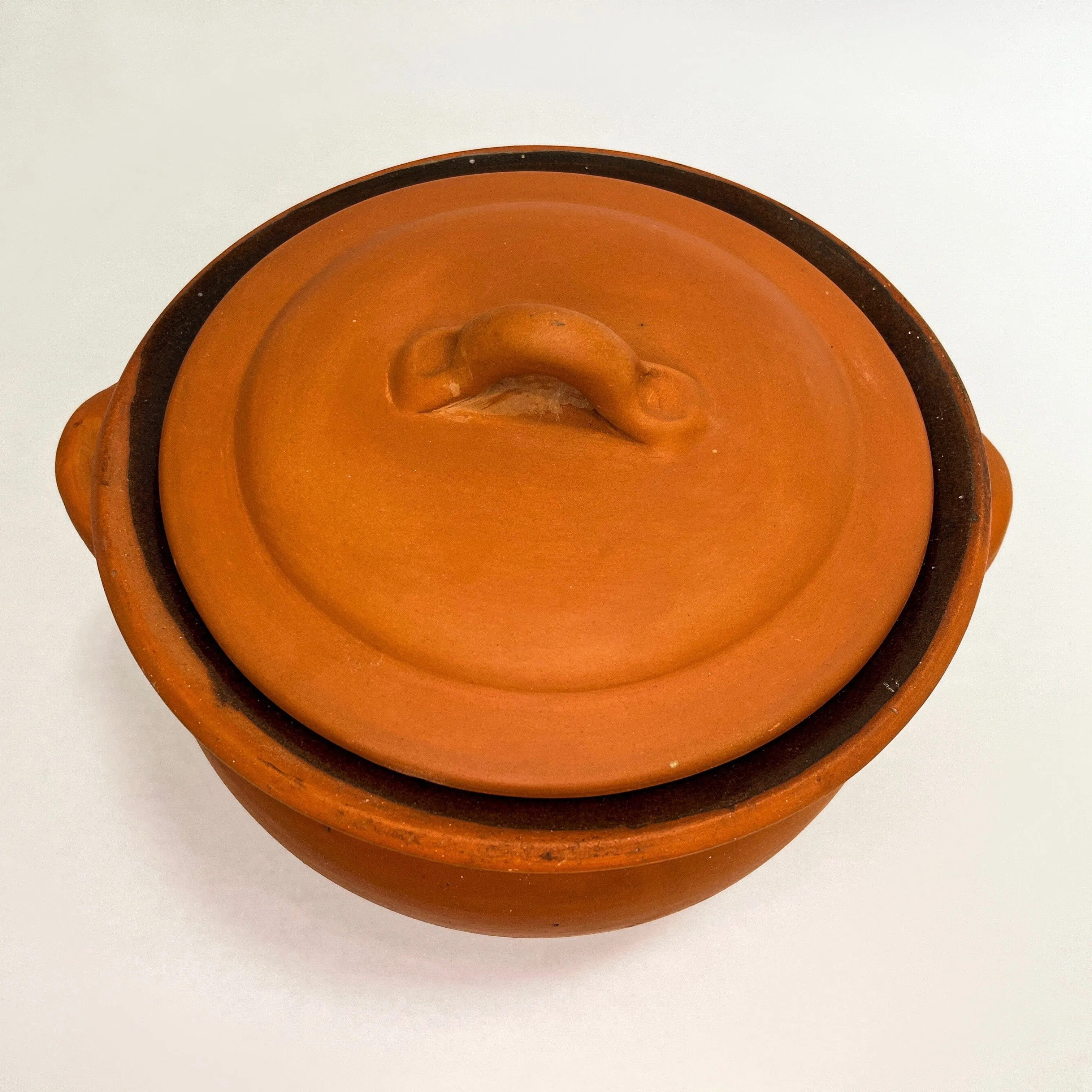 Egyptian Terra Cotta Bean Pot. 4.5 Qt.