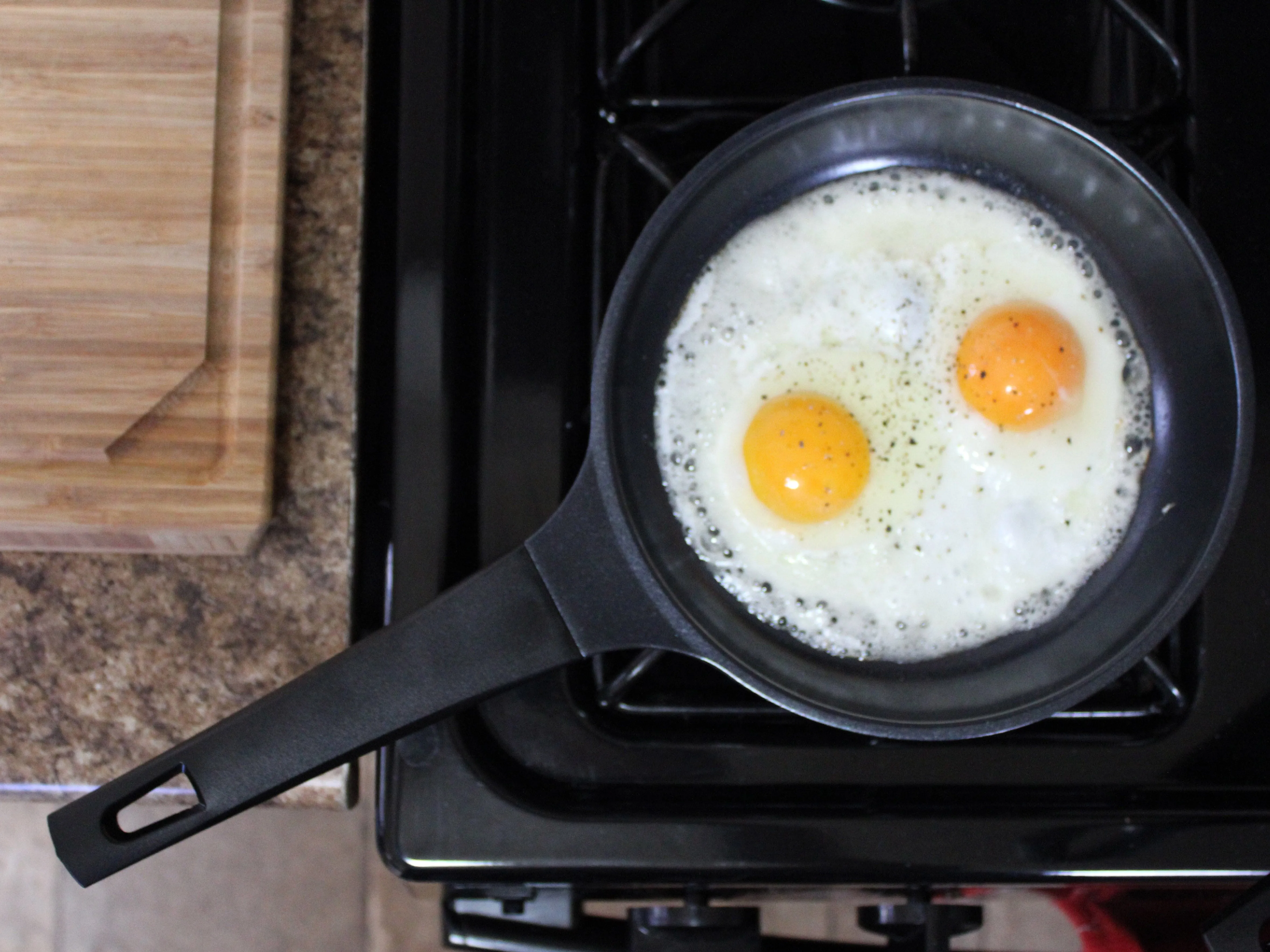 Evaco / Cast Non-Stick Ceramic Fry Pan - Multiple Sizes