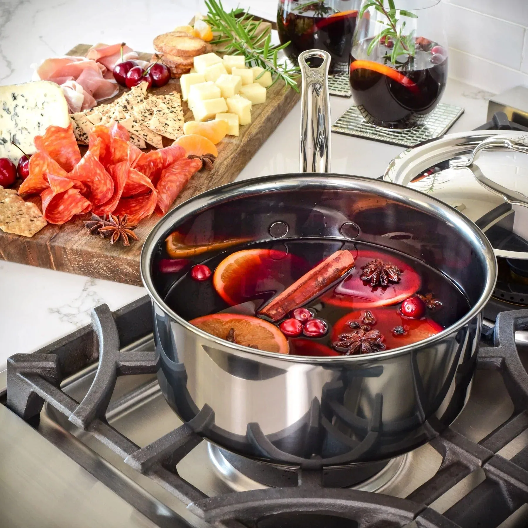 Hestan Nanobond Covered Saucepan 2qt