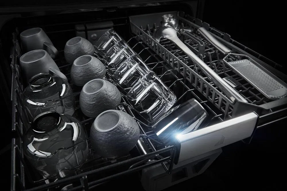 Jennair JDPSS246LM Noir&#8482; 24 Built-In Dishwasher. 38 Dba