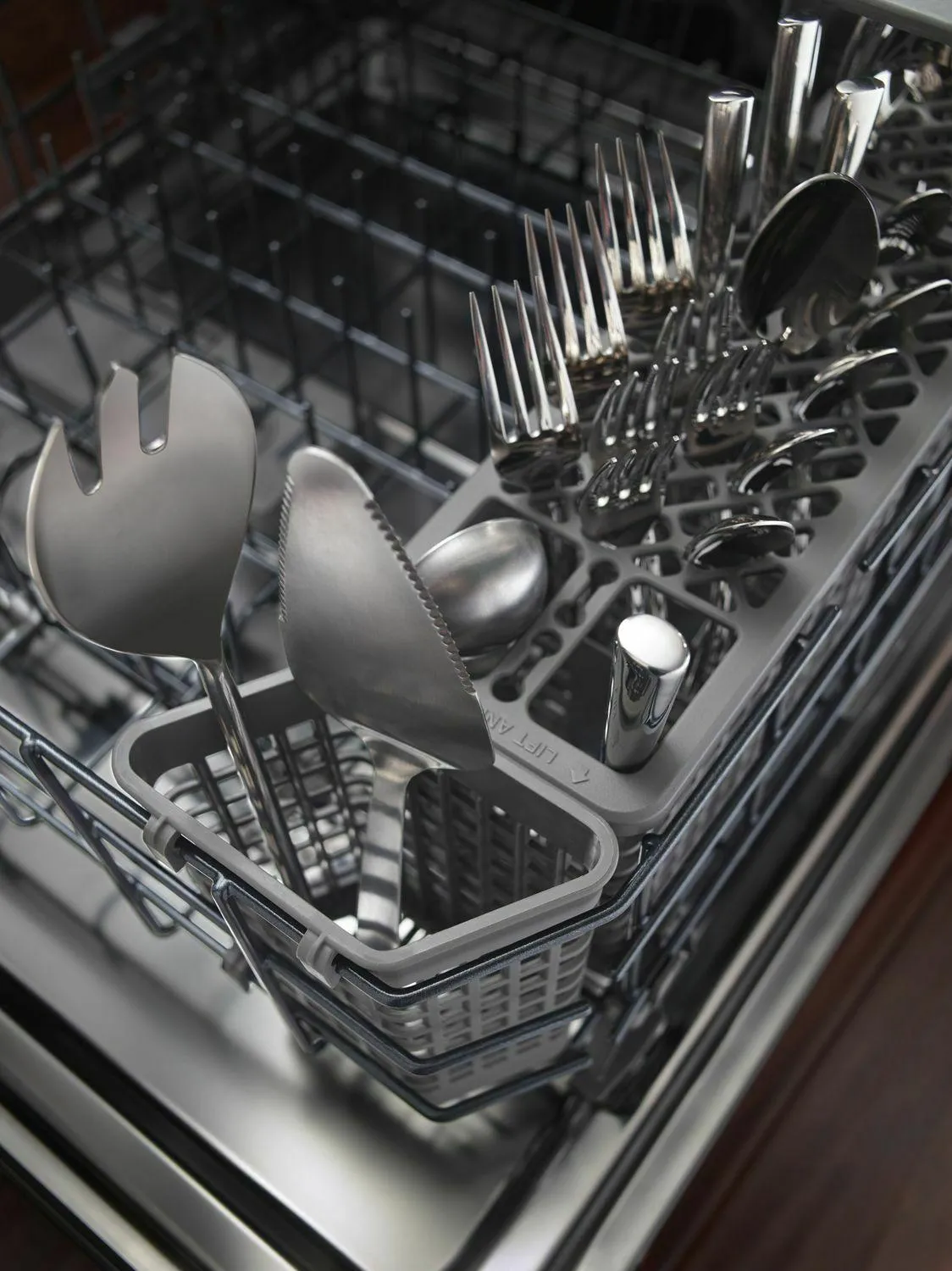 Jennair JDTSS246GP Pro-Style 24 Built-In Trifecta&#8482; Dishwasher. 38Dba - Pro Style Stainless