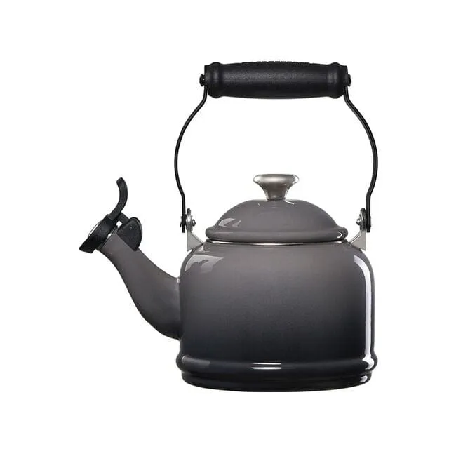 Le Creuset Demi Kettle - 1.25 Quart - Stainless Steel Knob - Multiple Colors