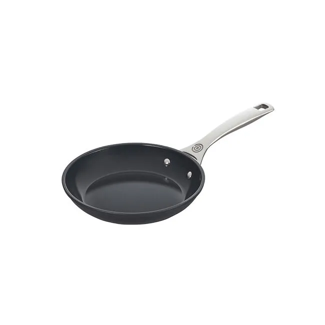Le Creuset Essential Ceramic Non-Stick Fry Pan