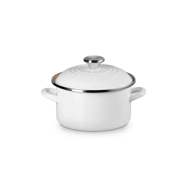 Le Creuset Petite Stock Pot. 3.8 Quart - Multiple Colors