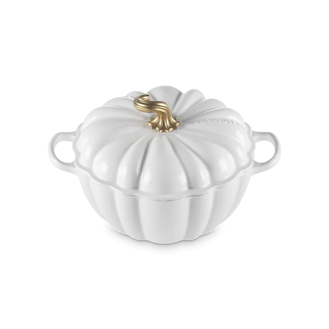 Le Creuset Pumpkin Cocotte 4 Quart - White