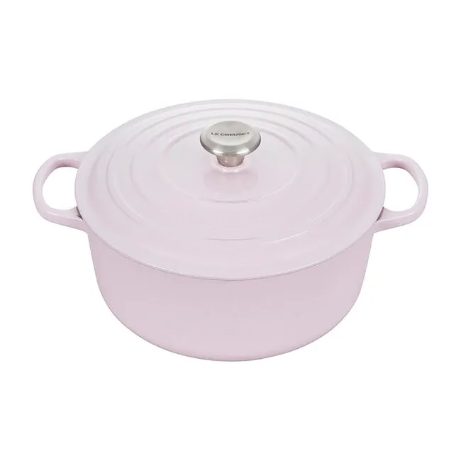 Le Creuset Round Dutch Oven. 7.25 Qt.