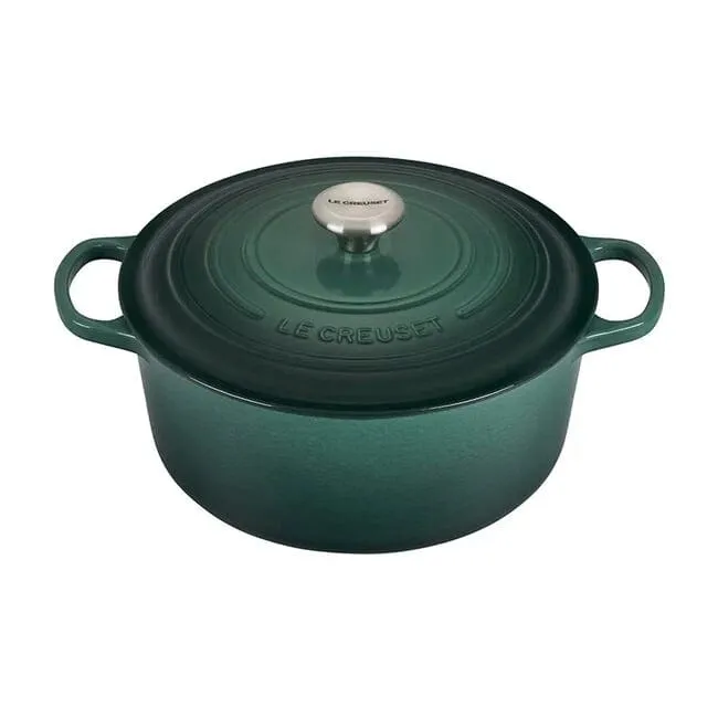 Le Creuset Round Dutch Oven. 7.25 Qt.
