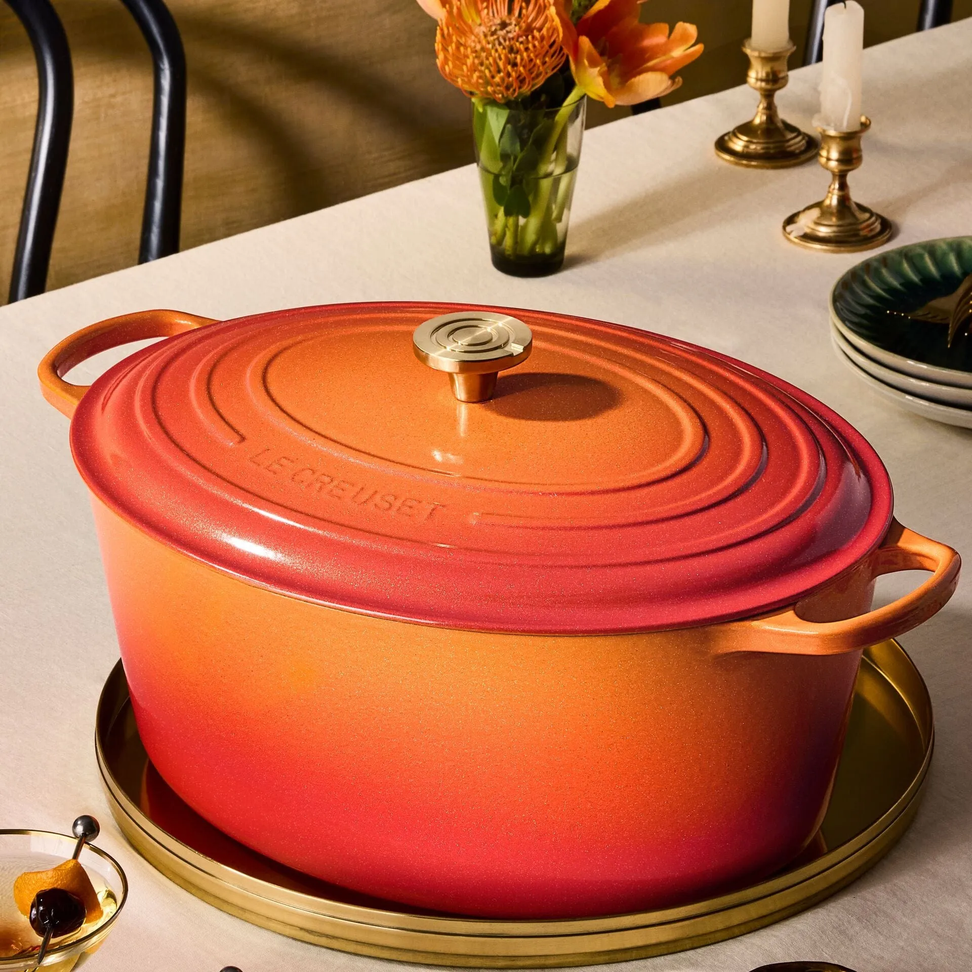 Le Creuset Signature Oval Oven with Crucible Knob - 15.5 Quart - Flamme Dore - Limited Edition