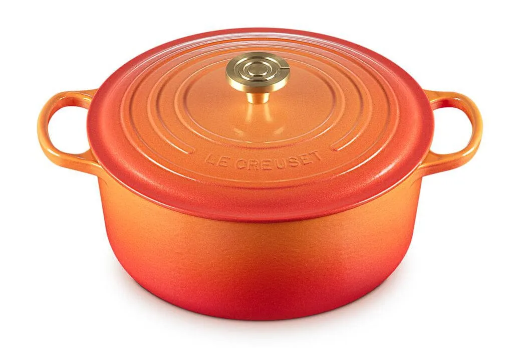 Le Creuset Signature Round Oven with Crucible Knob - 7.25 Quart - Flamme Dore - Limited Edition