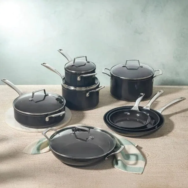 Le Creuset Toughened Non-stick PRO 13-Piece Cookware Set