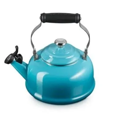 Le Creuset Whistling Kettle - 1.7 Quart - Stainless Steel Knob