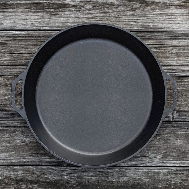 Lodge Dual Handle Pan. 17