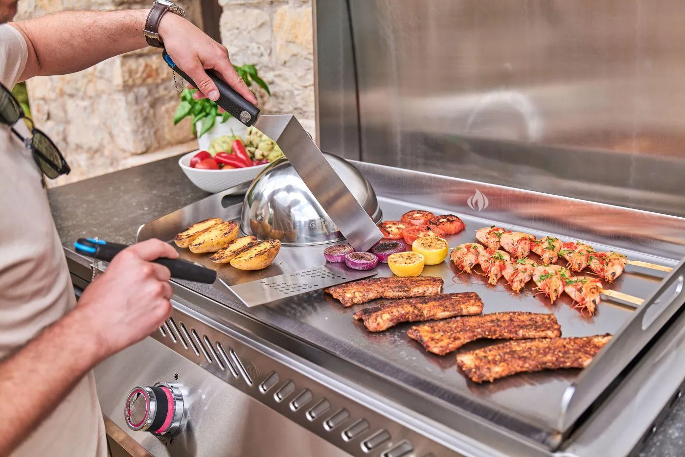 Napoleon Bbq BIG32FTPSS Built-In 700 Series 32 Griddle Stainless Steel . Propane. Stainless Steel