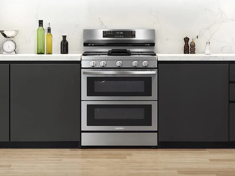 Samsung NX60A6751SS 6.0 Cu. Ft. Smart Freestanding Gas Range With Flex Duo&#8482;. Stainless Cooktop & Air Fry In Stainless Steel