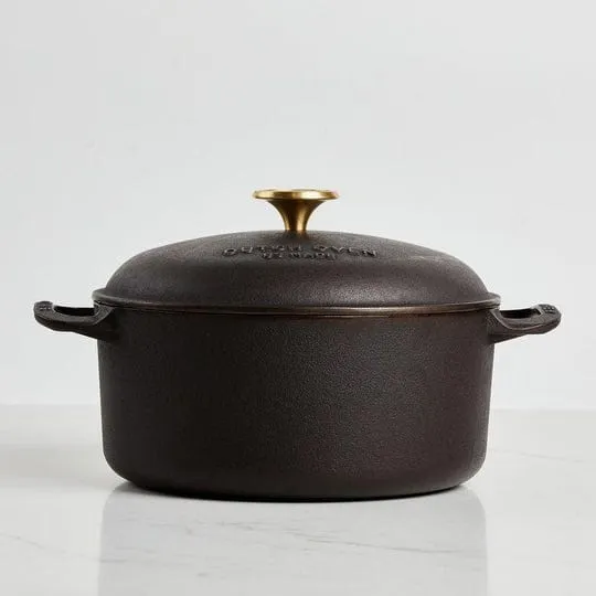 Smithey Vintage American Dutch Oven - 5.5 Quart - Made in USA