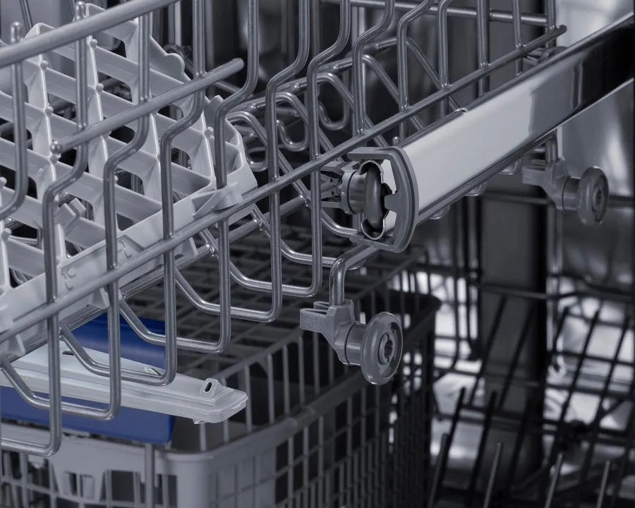 Summit DW184BADA 18 Wide Built-In Dishwasher. Ada Compliant