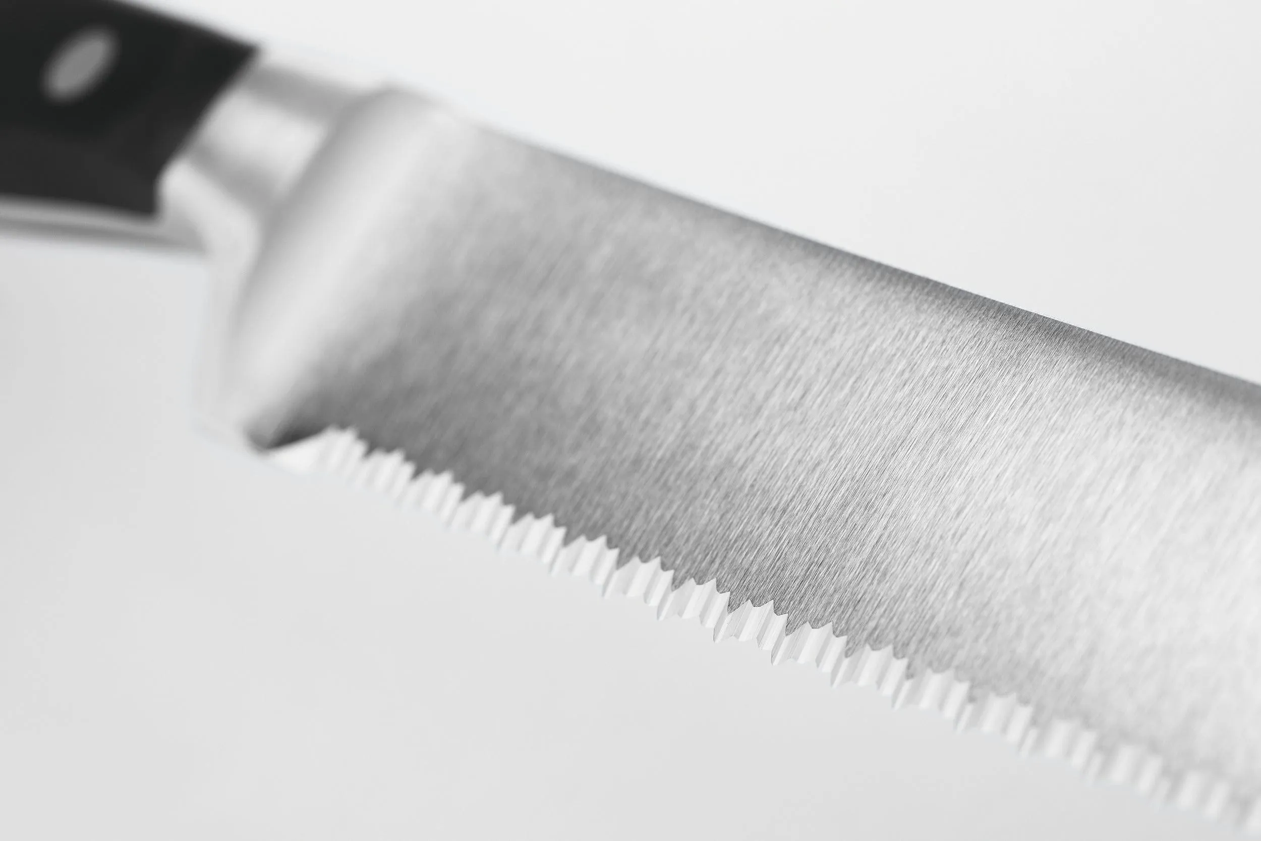 Wusthof Double-Serrated Bread Knife